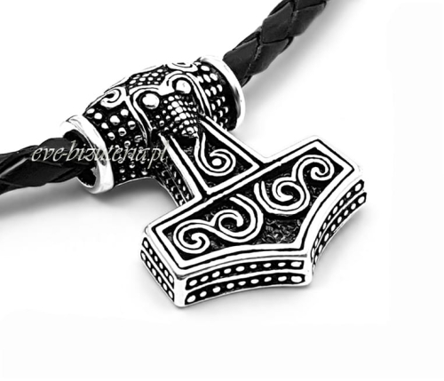 naszyjnik młot thora.jpg